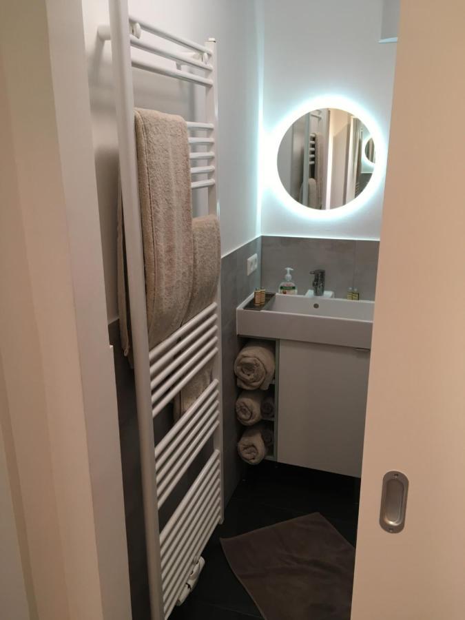 Liebevoll Renoviertes Apartment Mit Panoramablick Φριντρισχάφεν Εξωτερικό φωτογραφία